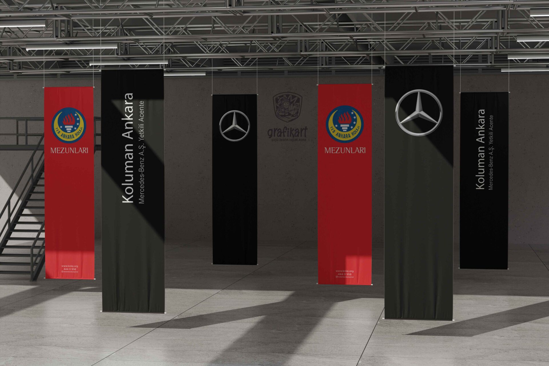 Koluman Otomotiv Seminer Bayrağı